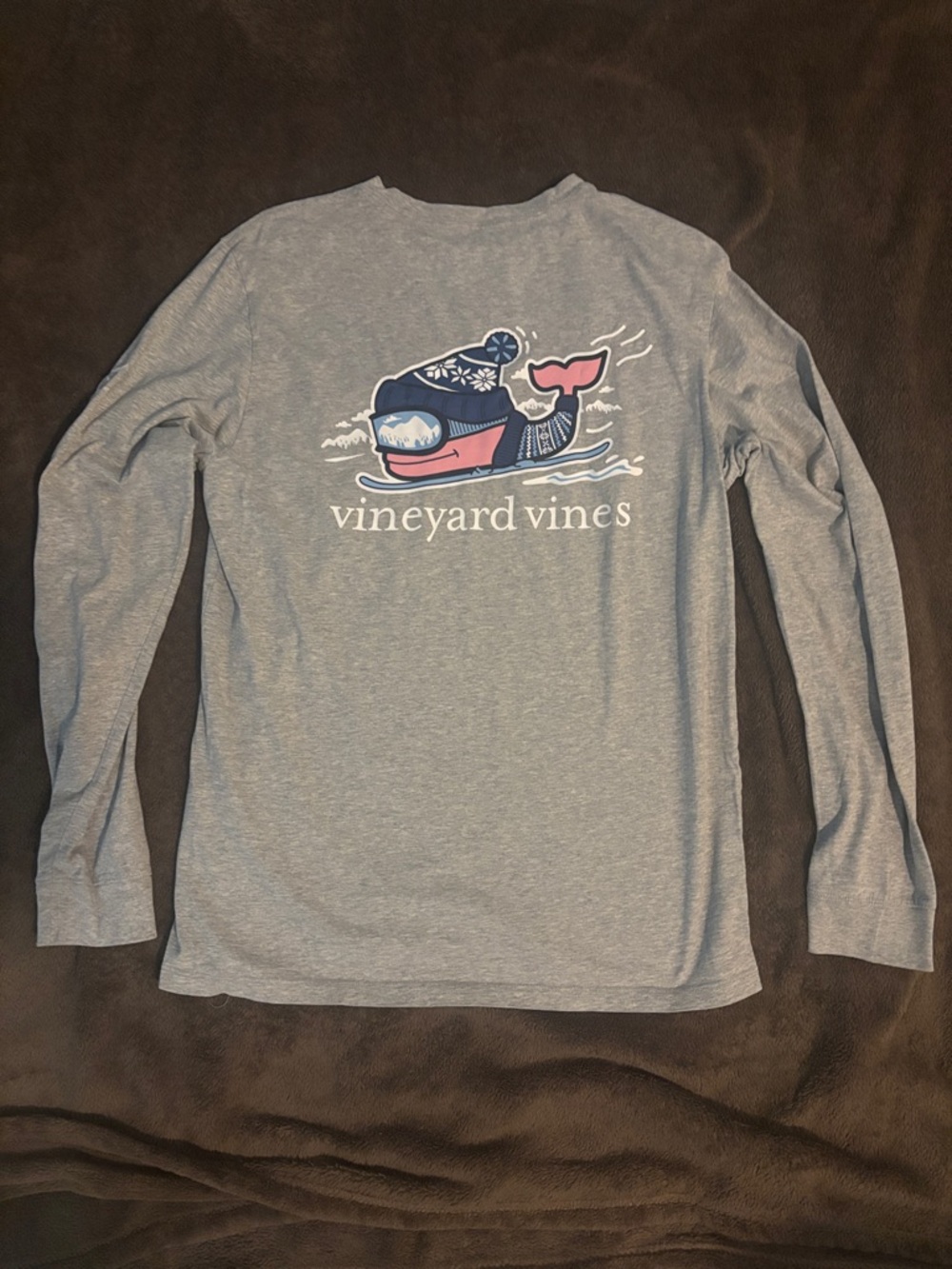 Vineyard Vines Light Gray Long Sleeve Whale Crew Graphic Tee
